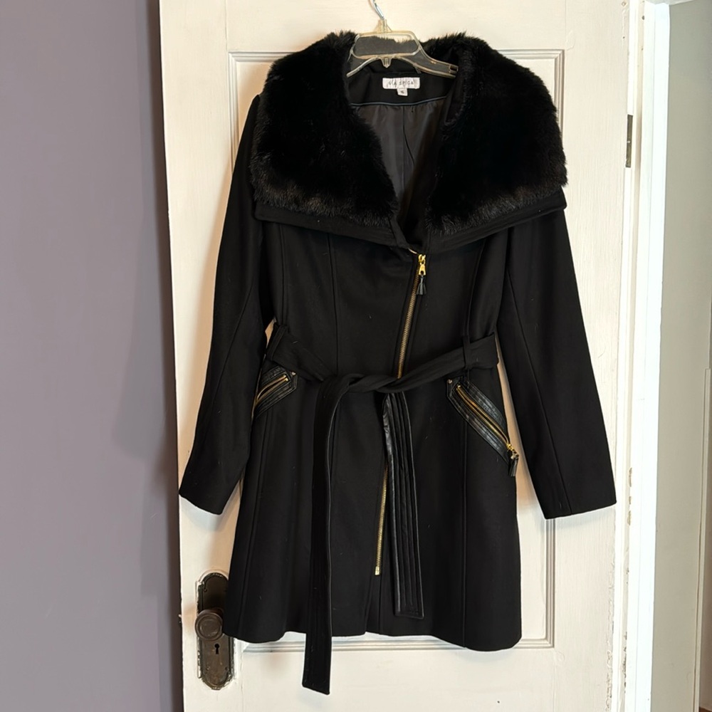 Via Spiga black belted wool coat with faux fur collar and faux leather details.